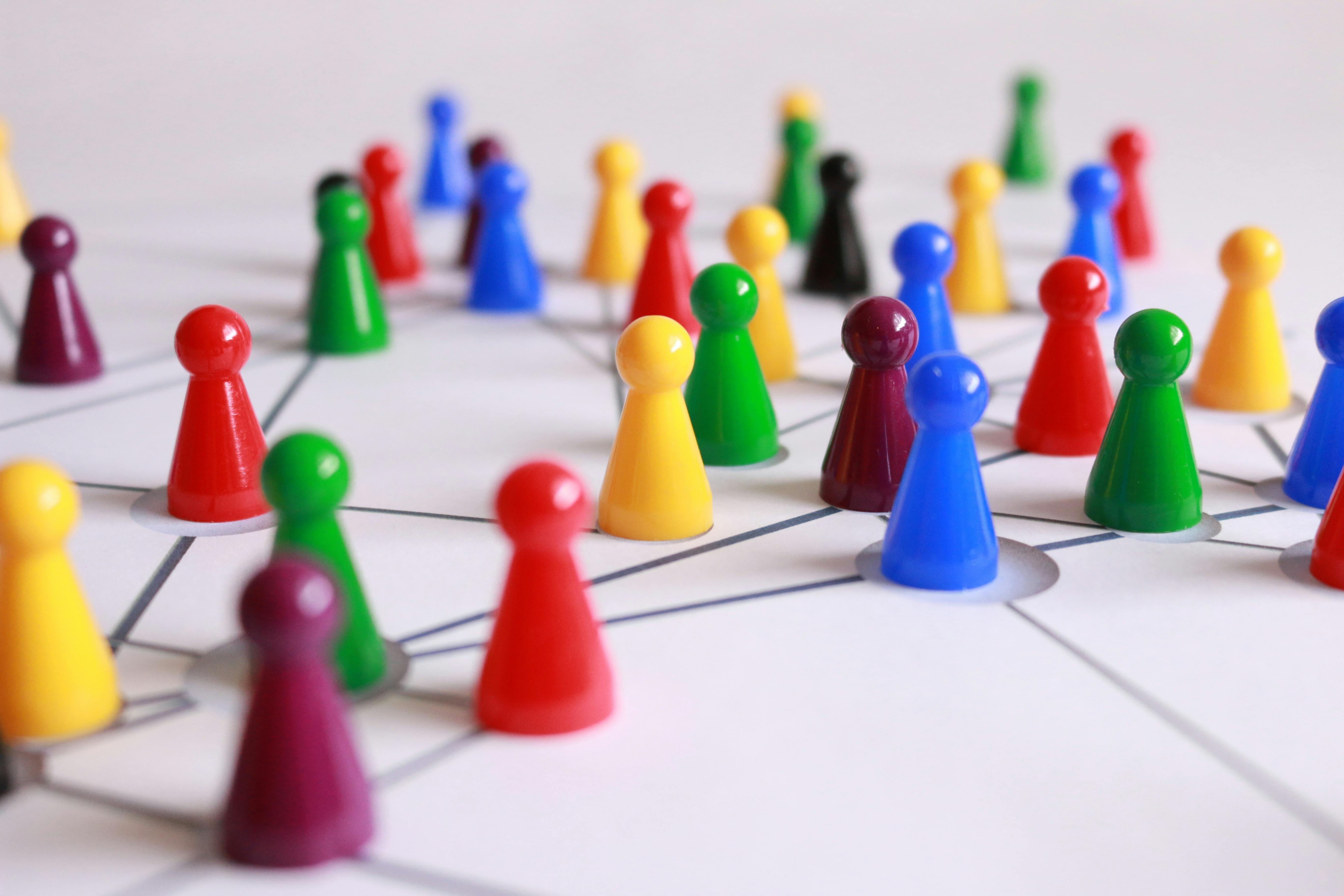 Interactive Elements That Keep Attendees Engaged Longer: Trade Show Booth Best Practices