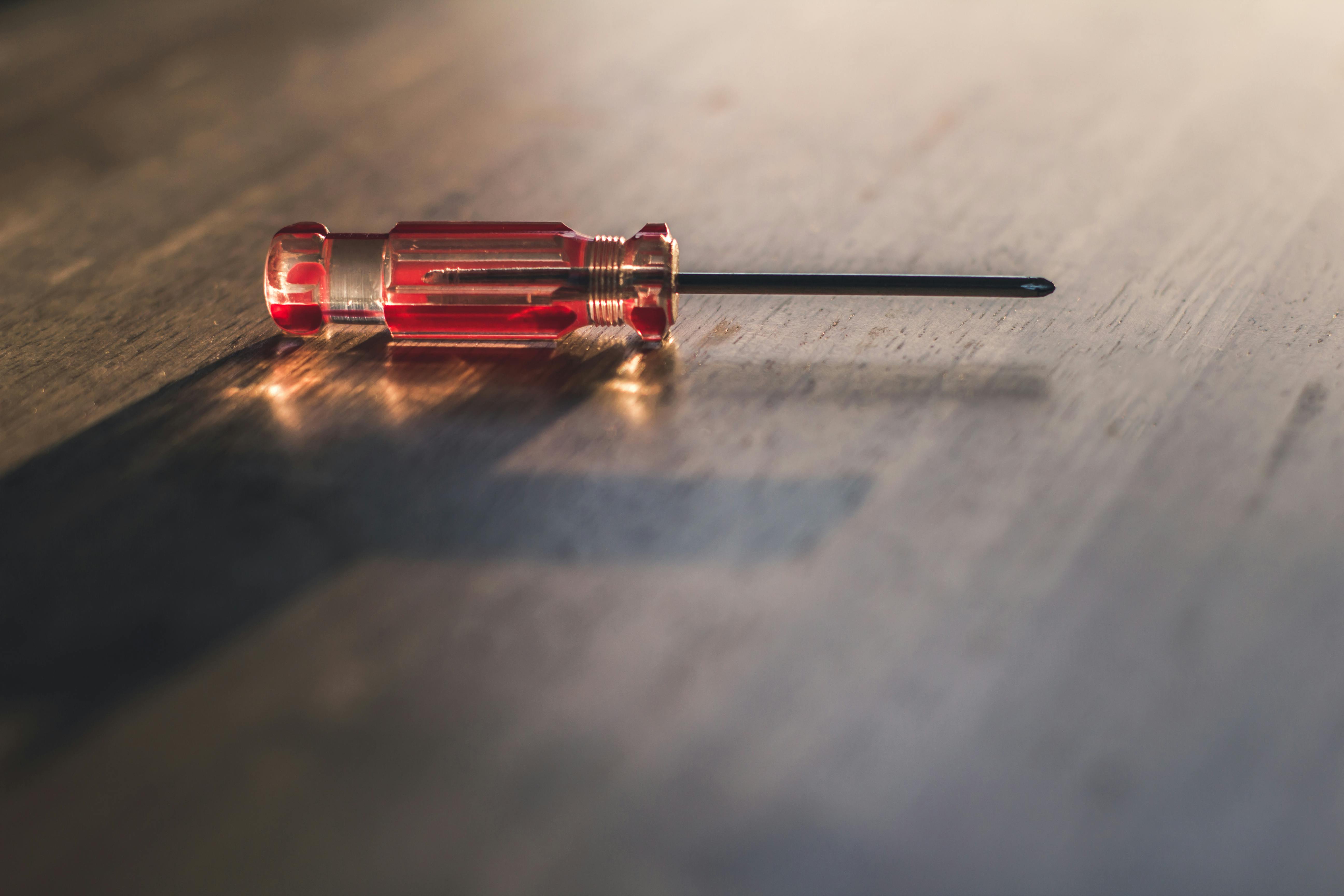 Last-Minute Trade Show Booth Fixes: How to Save the Day