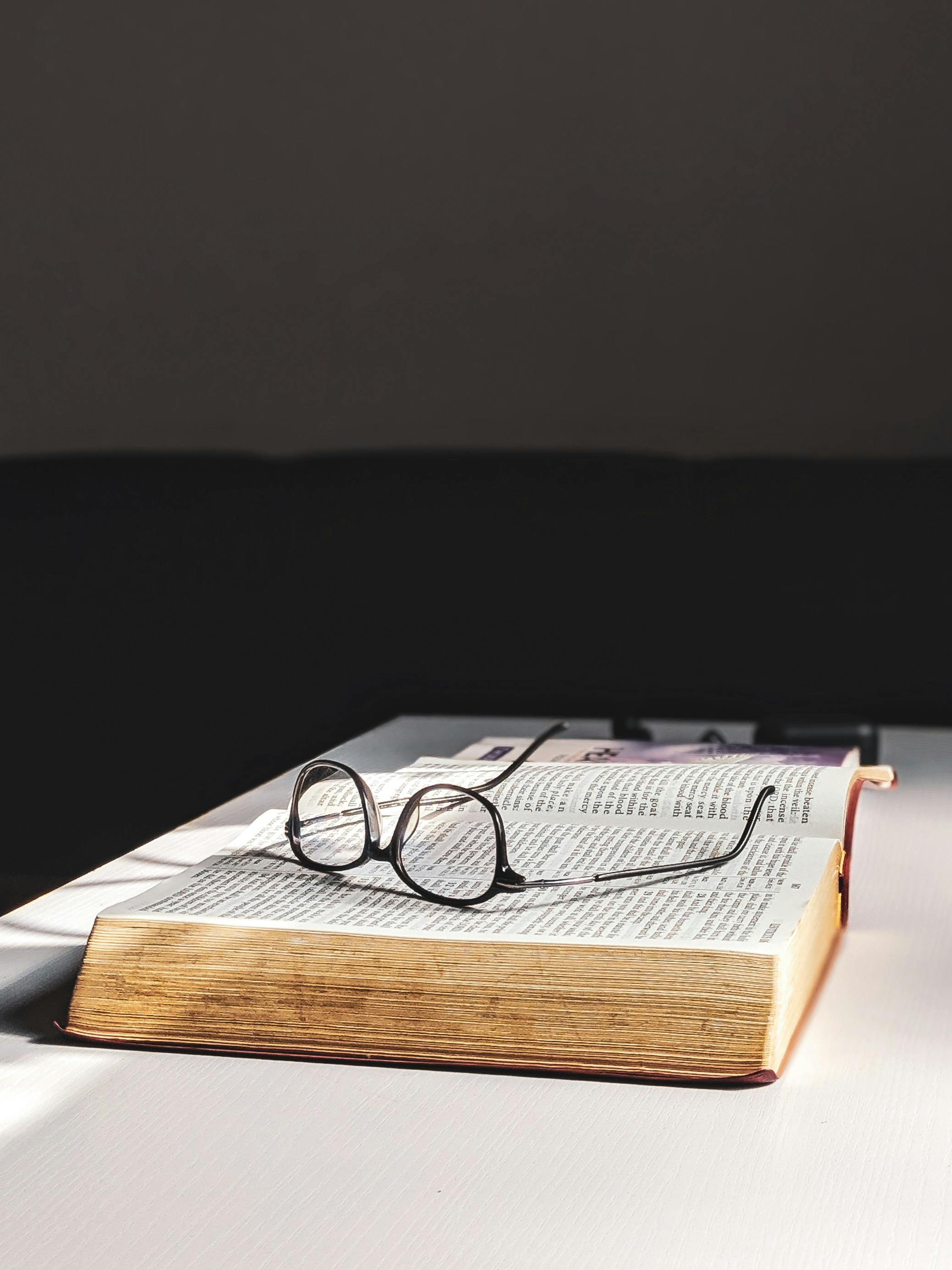 Trade Show Glossary: Key Terms Every New Exhibitor Should Know